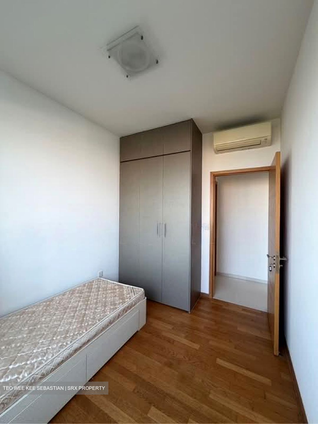 Vacanza @ East (D14), Condominium #598682041